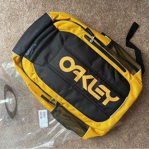 NWT Oakley Enduro 20L 3.0 Laptop Casual Backpack Amber Yellow